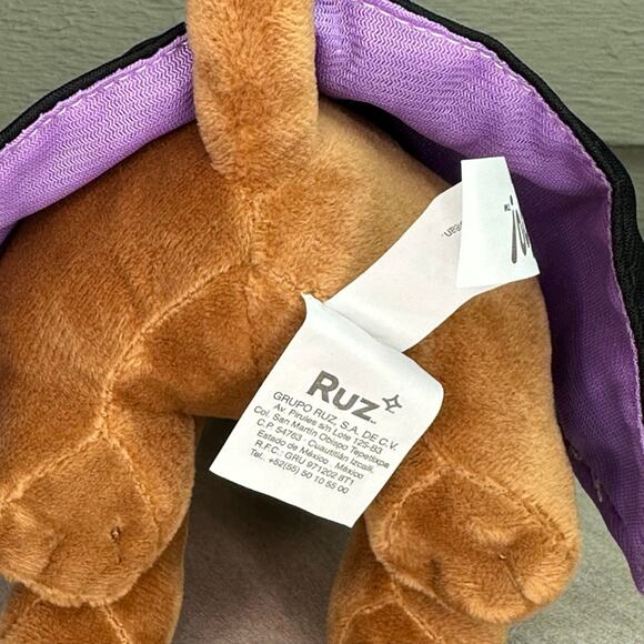 Scooby Doo Vampire Halloween 8" Plush Stuffed Dog in Black Purple Cape Raz NEW - Picture 10 of 14